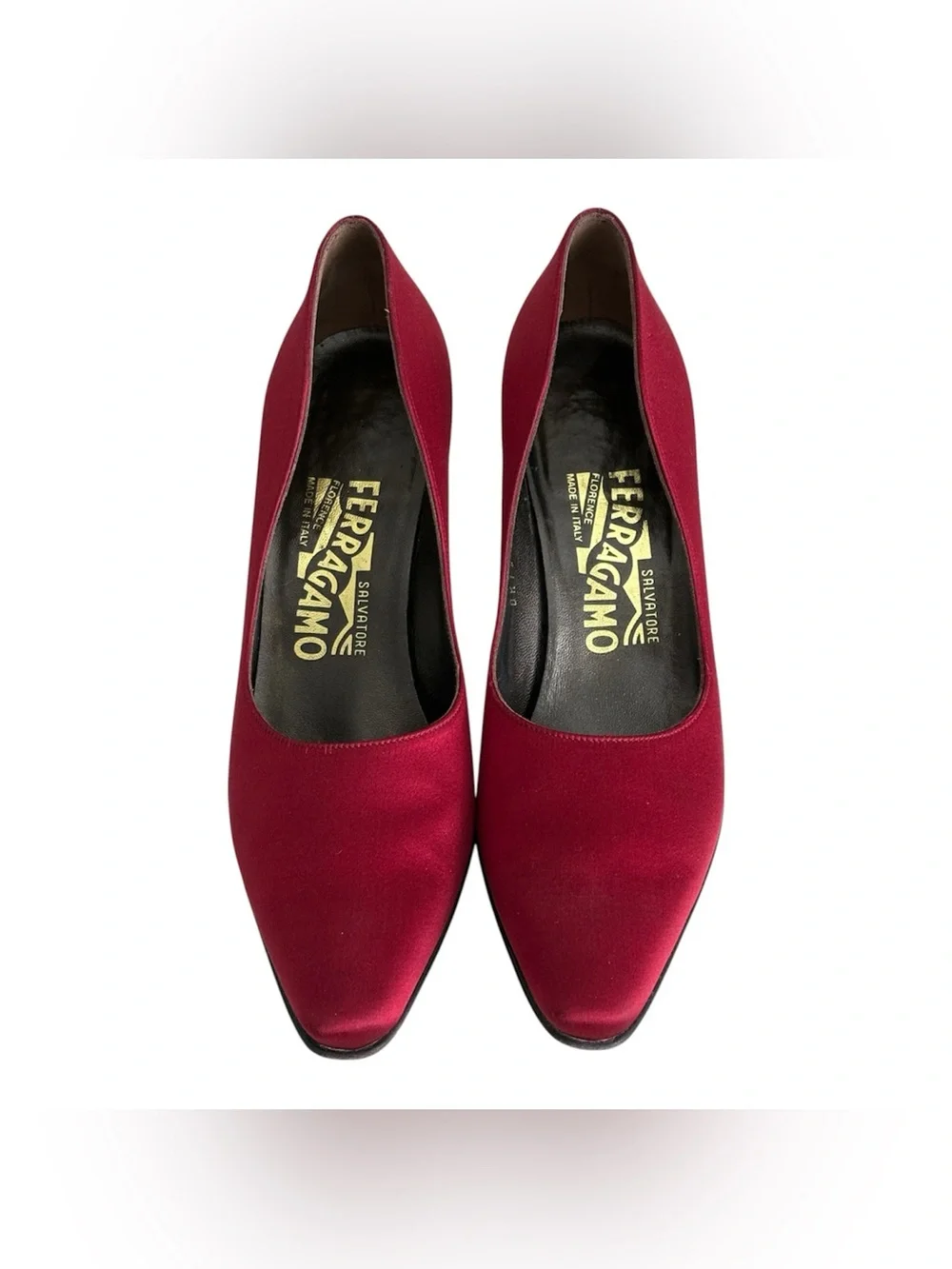 Salvatore Ferragamo stunning authentic